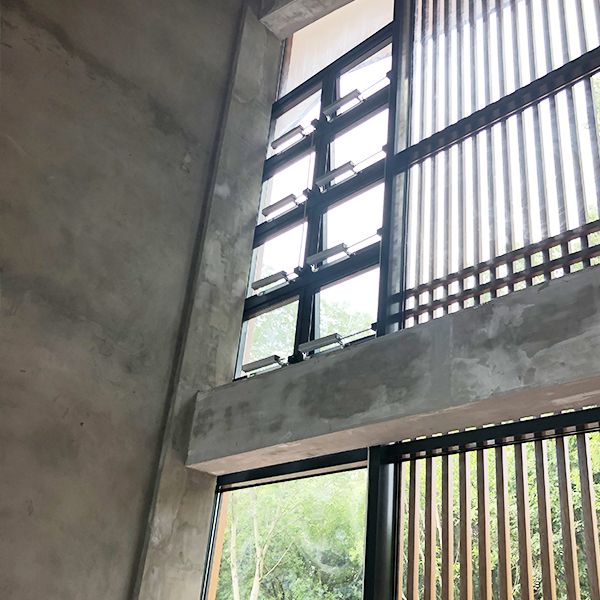 手搖鏈?zhǔn)介_窗機(jī)